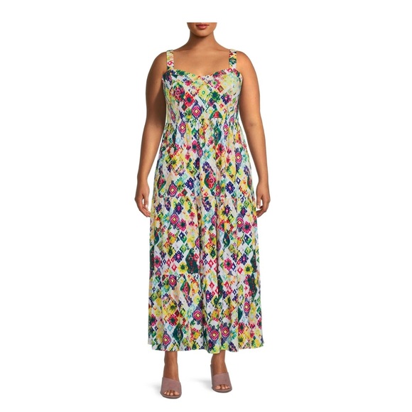 Women's Plus Size Tiered Maxi Dress - Picture 3 of 5